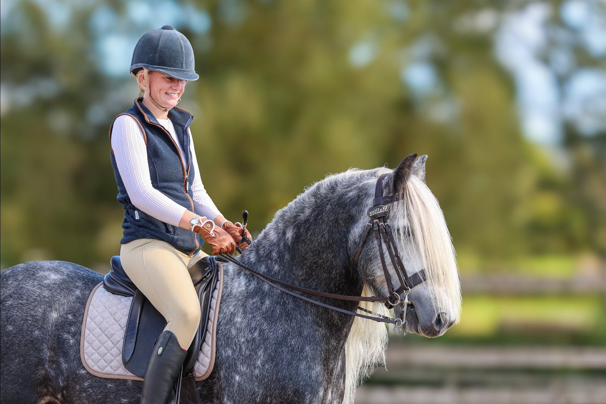 Model Riding with Foxbury Heritage Saddle Pad in Chocolate Tweed Suede 2